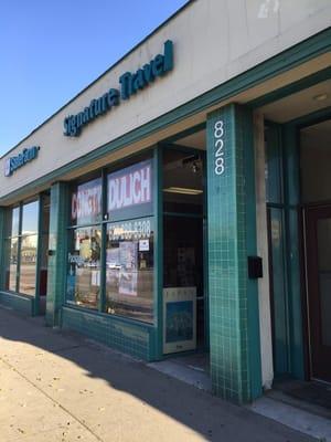 Signature Travel & Tours