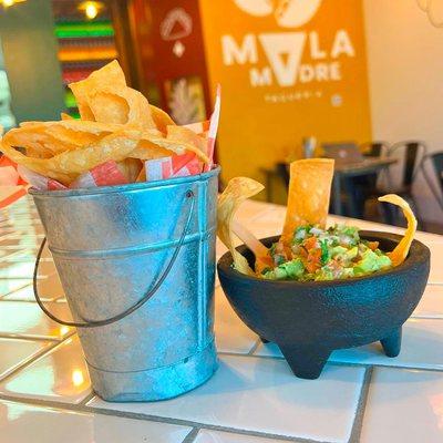 Orale Wey! It's time to eat and enjoy the gastronomic variety that Mala Madre offers you