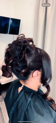 Diana G Hair Studio