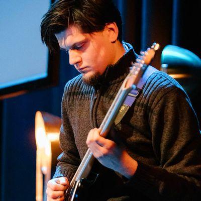 Jesse DeHaro Guitar Lessons