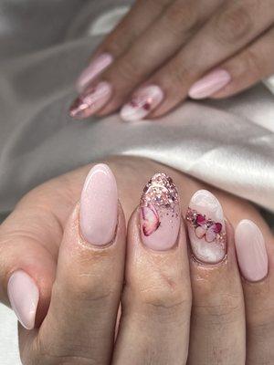 Look At Her Natural Nails