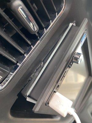 Do not recommend (MR. Stereo ) BIG NO. $1,100 for this unprofessional job and will not dispute my claim basically forcing me to pay this.