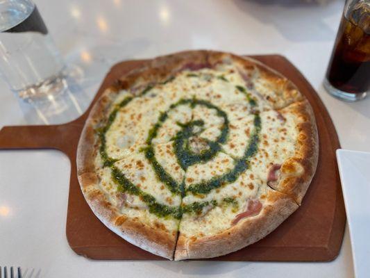 Fabulous fig, prosciutto and Gorgonzola pizza!