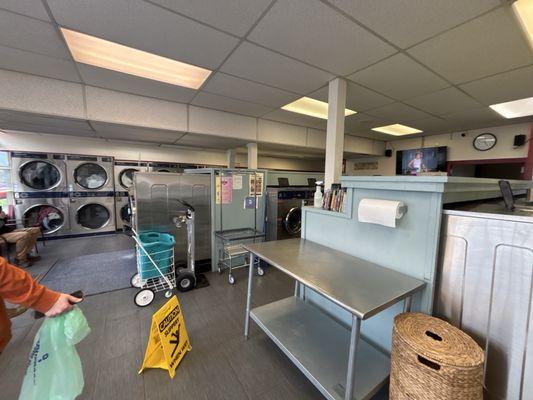 North Slope Launderette