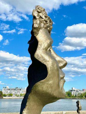 Roosevelt Island Lighthouse