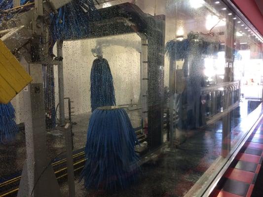 Island's Best Car Wash