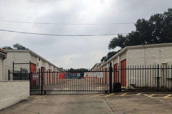 Public Storage