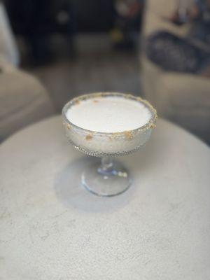 Lemon meringue martini - gin, limoncello, lemon juice, heavy whipping cream, graham cracker rim