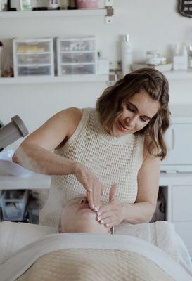 Ticia Lea's Health & Beauty