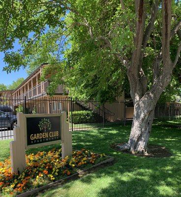 Garden Club Apartments