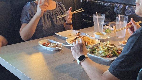 From small plates of appetizers to large family style portions, there's something for everyone!