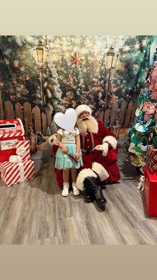 Christmas party at Oceanside with activities and Santa pictures!