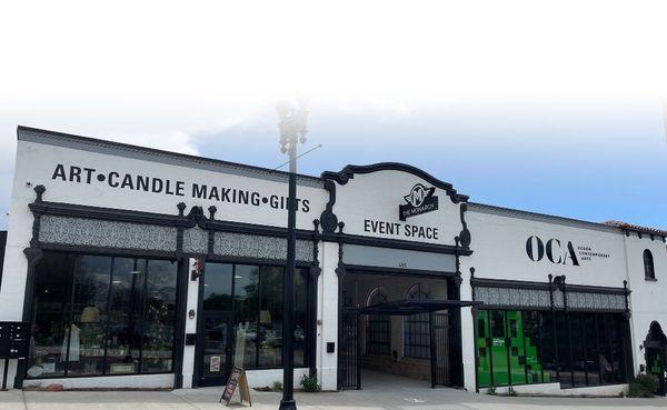 Front enterance of The Monarch in which Chapter and Charm is located.