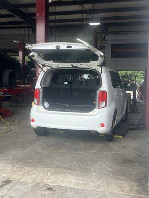 Kenny Knox Tire Center