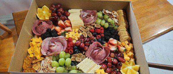 Charcuterie box