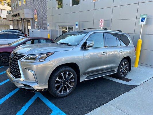 New Country Lexus of Great Neck