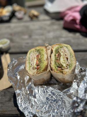 Castelli's Caffe & Deli