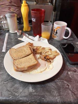 Their Rye Toast is the BEST I have ever had.