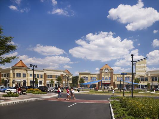 The Shops At Valley Square