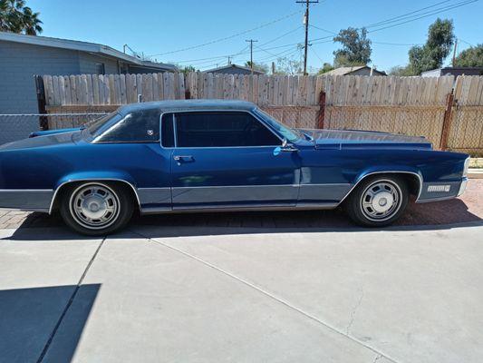 Agostino's Vinyl Top Service