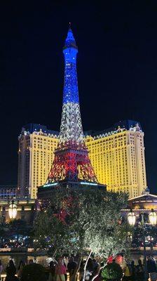 The replica of Eiffel in Las Vegas , Nevada