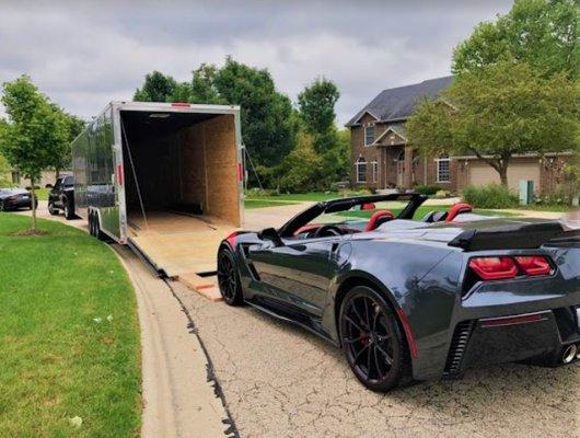 Premium enclosed car transport in Modesto. Protect your luxury, classic, or high-value vehicle with fully covered, secure shipping.