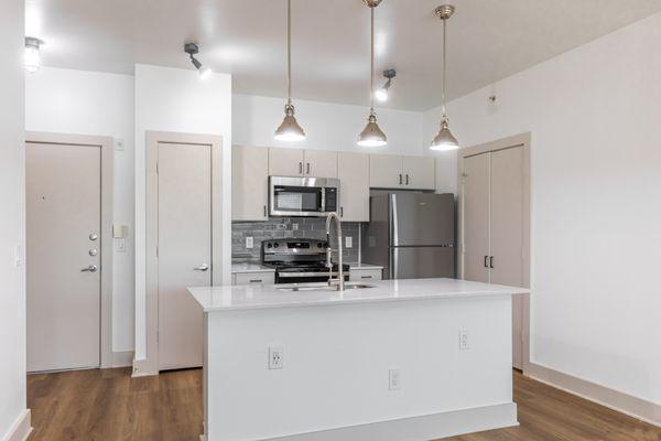 5225 Maple Apartments