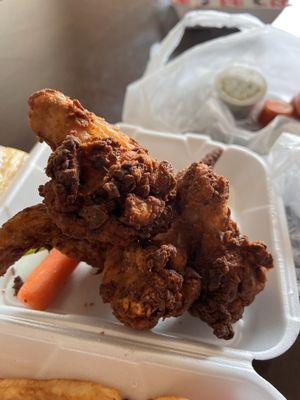Fried chicken wings