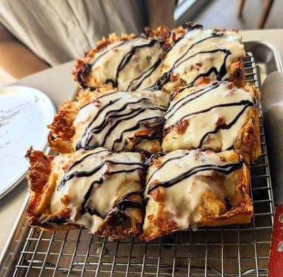 Chicken/bacon Alfredo Detroit style deep dish