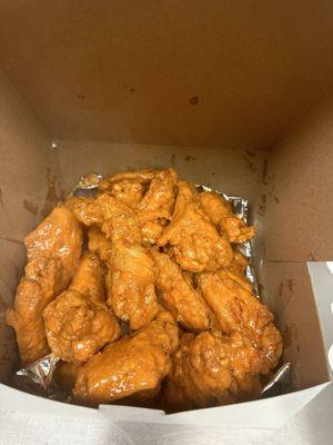 Carolina gold chicken wings