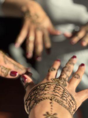 My favorite place for henna! Amazing service & gorgeous jewelry on hand to pair with the stunning art