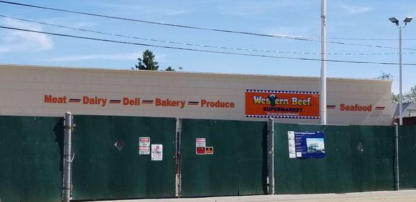 Western Beef is coming to Cypress Hills.