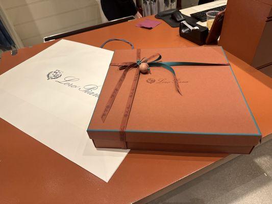 Loro Piana - Sawgrass Mills Outlet