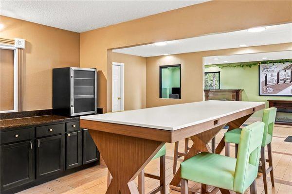 Super 8 by Wyndham Cincinnati OH