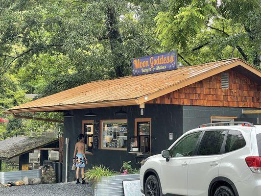 Amazing Chicken Sandwich's, French Fries, and shakes!