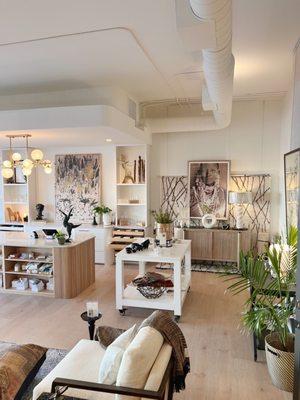 um, hello, does it get prettier than this place?! How cool!!