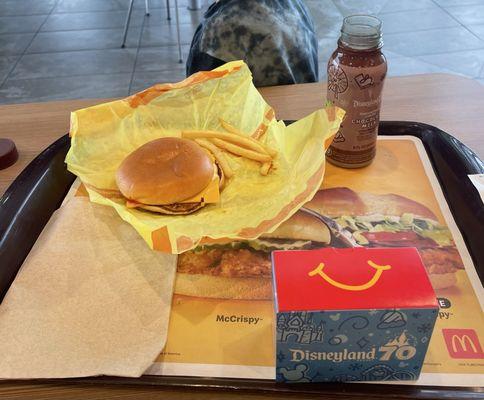 Cheeseburger Hamburger Happy Meal