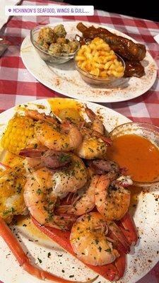 McKinnon's Seafood Wings & Gullah Tingz