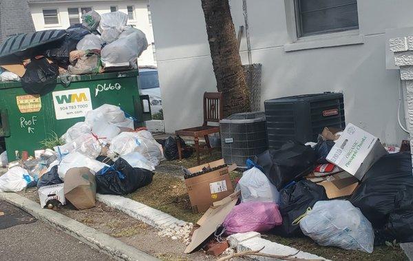 River Road Apartments