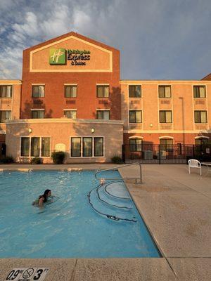 Holiday Inn Express & Suites Willcox By IHG
