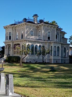 Camron-Stanford House