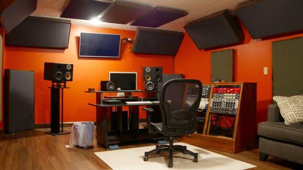 Studio B