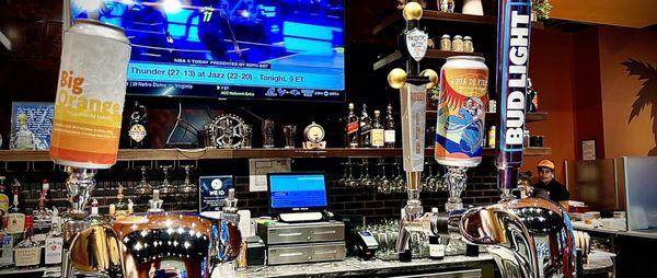 What's on tap: Big Orange (an OCB), as well as other breweries represented (including Bud Light)