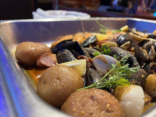 Red Crab Juicy Seafood