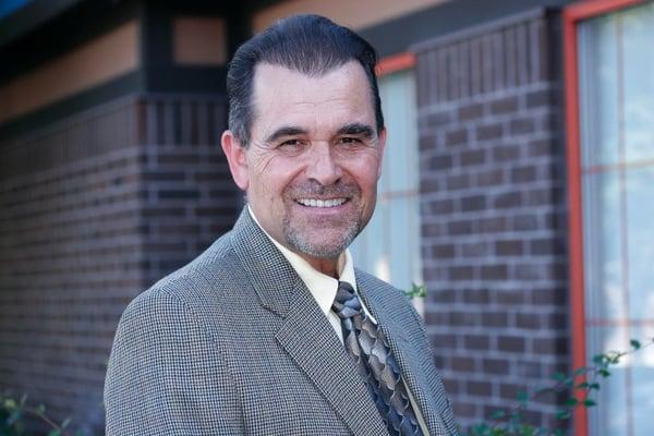 Yiannis A Vlahos, DDS