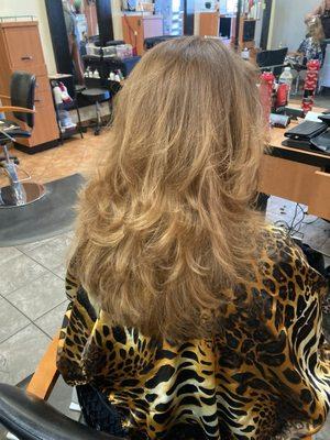 Headlines Hair Studio