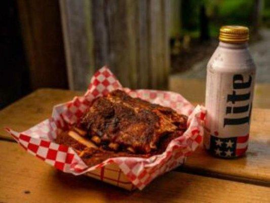 1572 Roadhouse Bar-B-Q