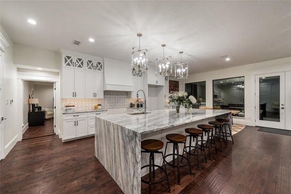 Rachel Rowan - Compass Real Estate