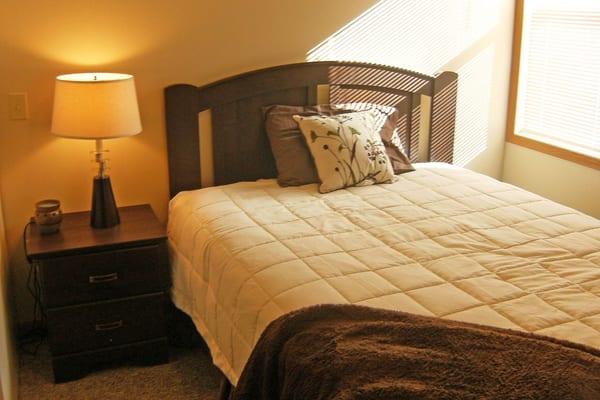 Regal Plaza & Cottages