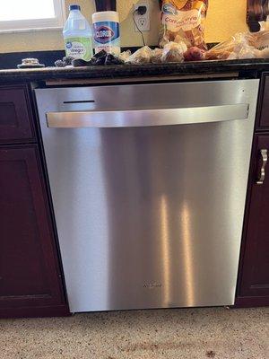 Whirlpool Dishwasher